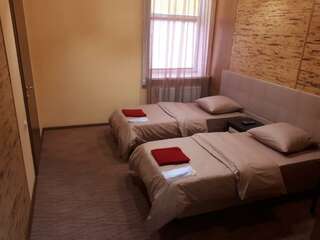 Гостиница Red House Белгород Номер полулюкс с 2 односпальными кроватями #22-5