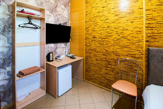 Гостиница Red House Белгород Двухместный номер с 2 отдельными кроватями-3