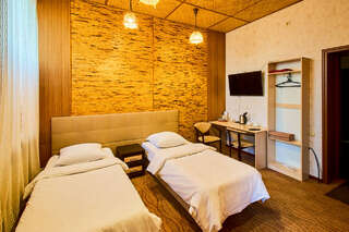 Гостиница Red House Белгород Двухместный номер с 2 отдельными кроватями-2