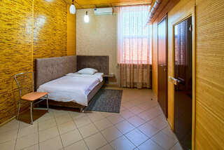 Гостиница Red House Белгород Двухместный номер с 2 отдельными кроватями-1